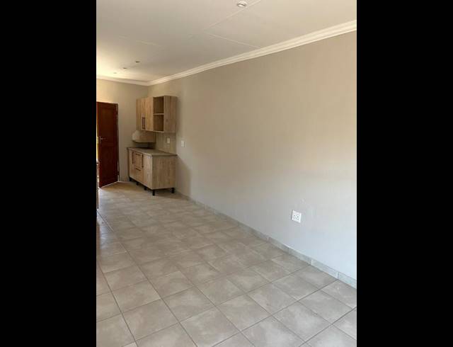 2 BEDROOM PROPERTY TO RENT IN MOKOPANE CENTRAL